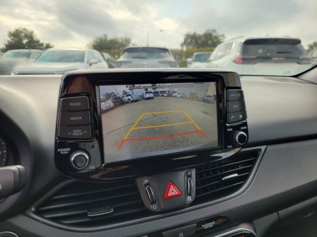 Used 2020 Hyundai Elantra GT w/ Style Package 02 image 22