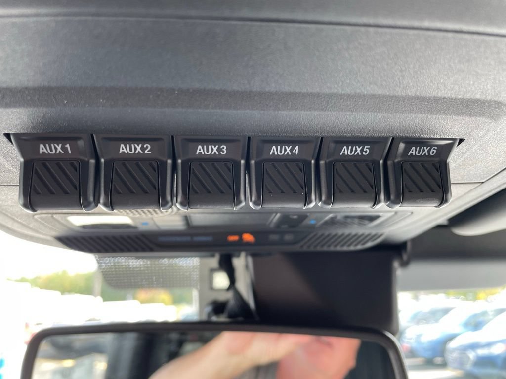 New 2025 Ford Bronco Badlands AWD/4WD image 18