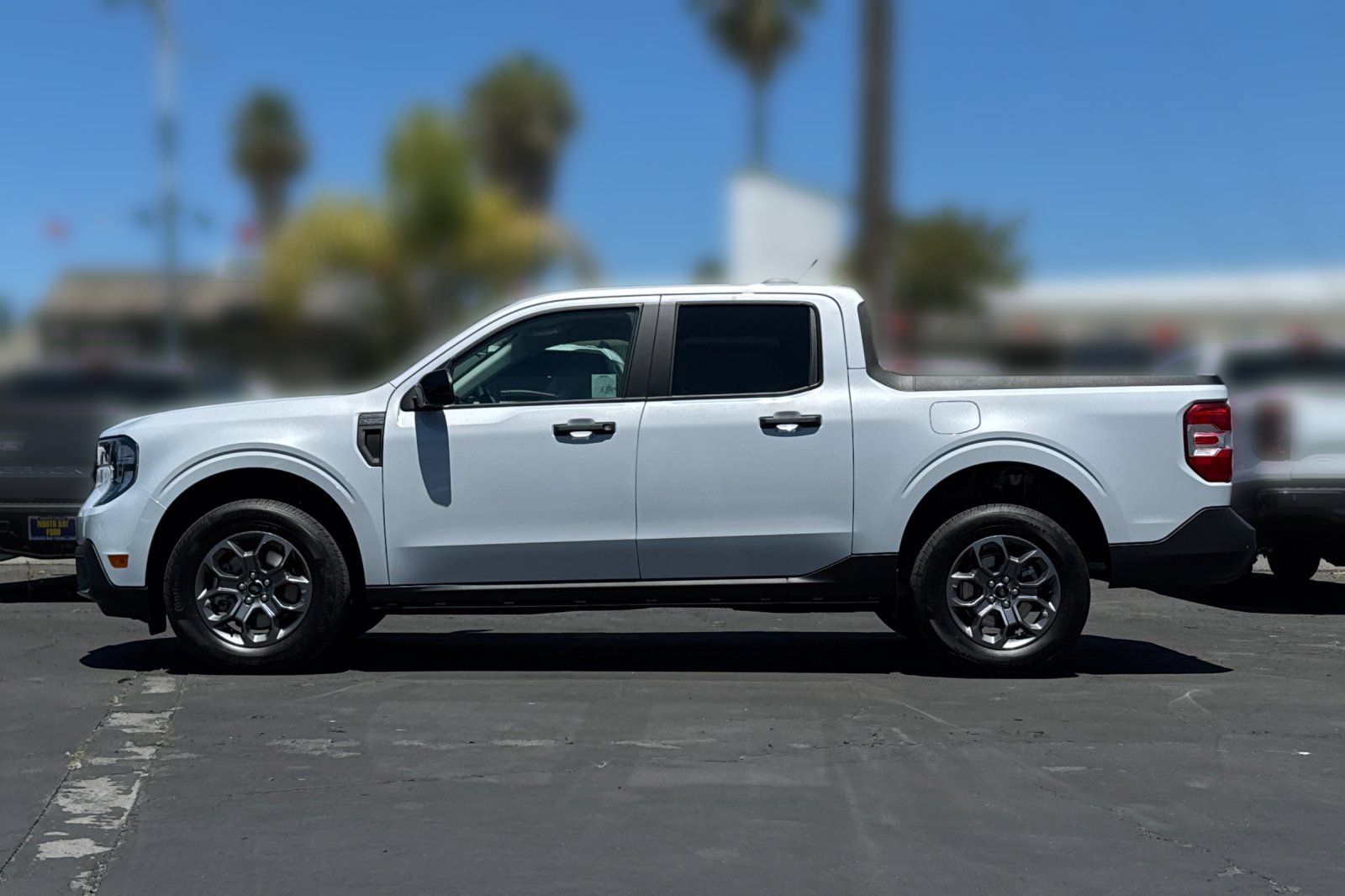 New 2026 Ford Maverick XLT w/ XLT Luxury Package FWD image 7