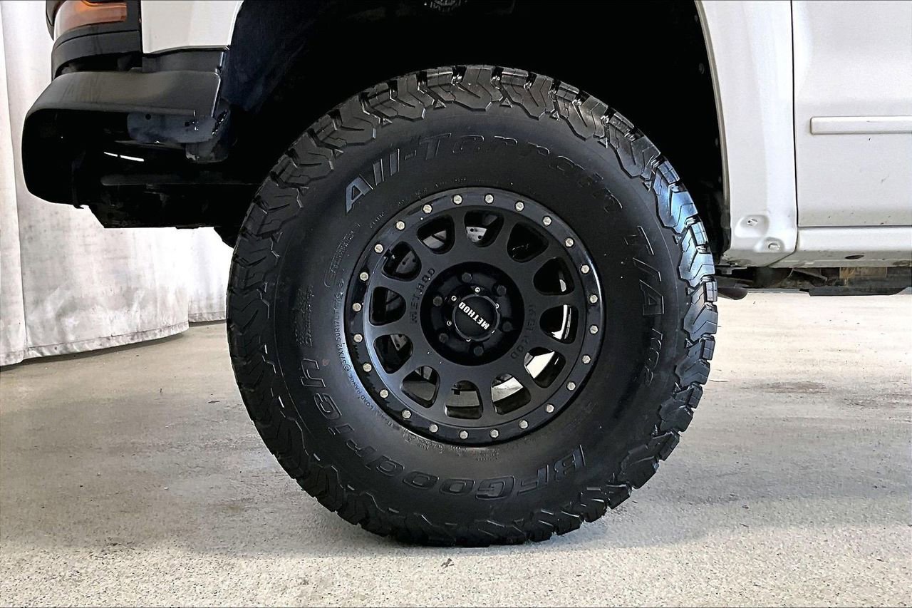 Used 2016 Chevrolet Silverado 1500 LT w/ All Star Edition RWD image 7