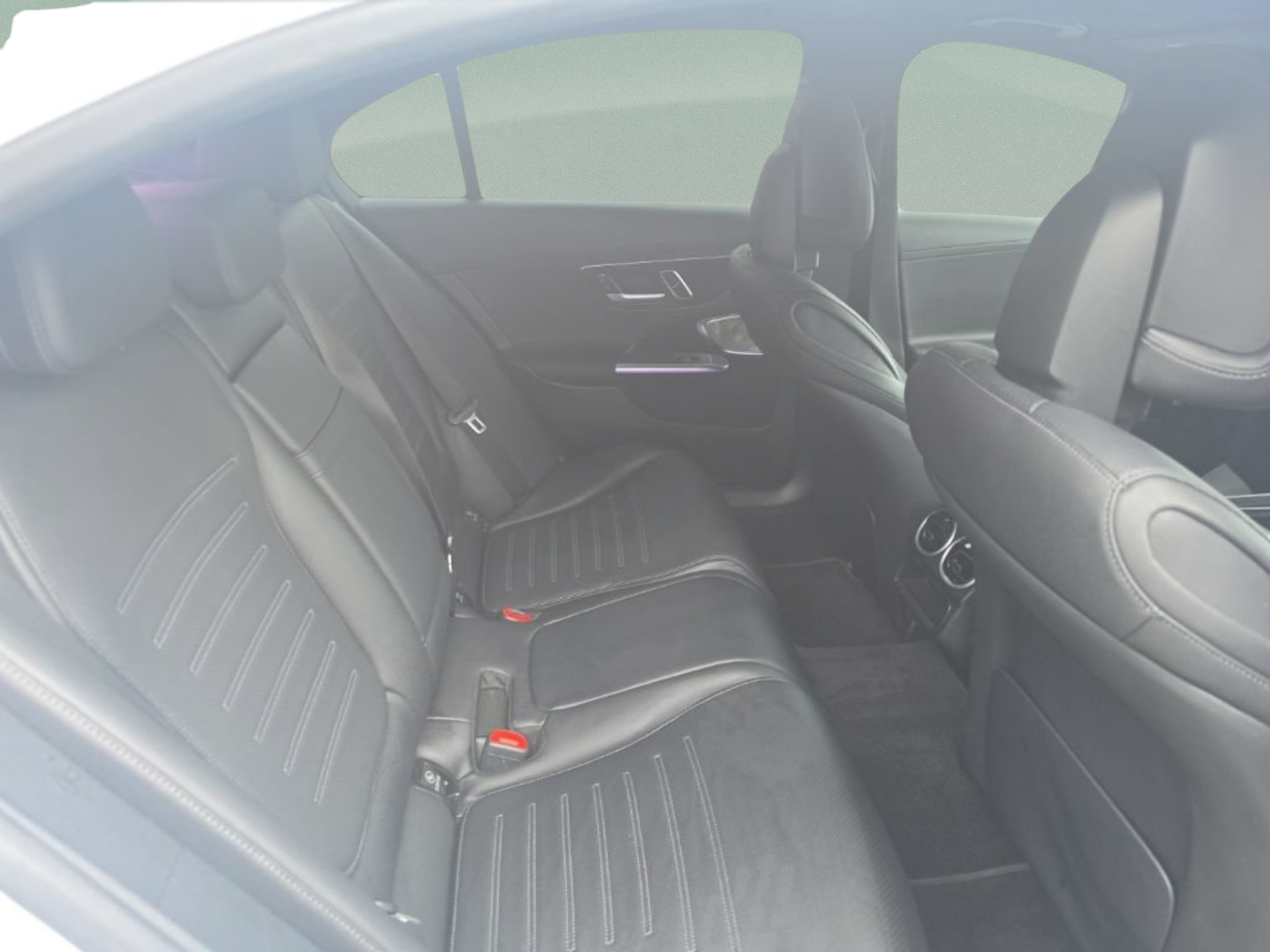 Used 2022 Mercedes-Benz C 300 4MATIC Sedan w/ Pinnacle Trim Package image 31