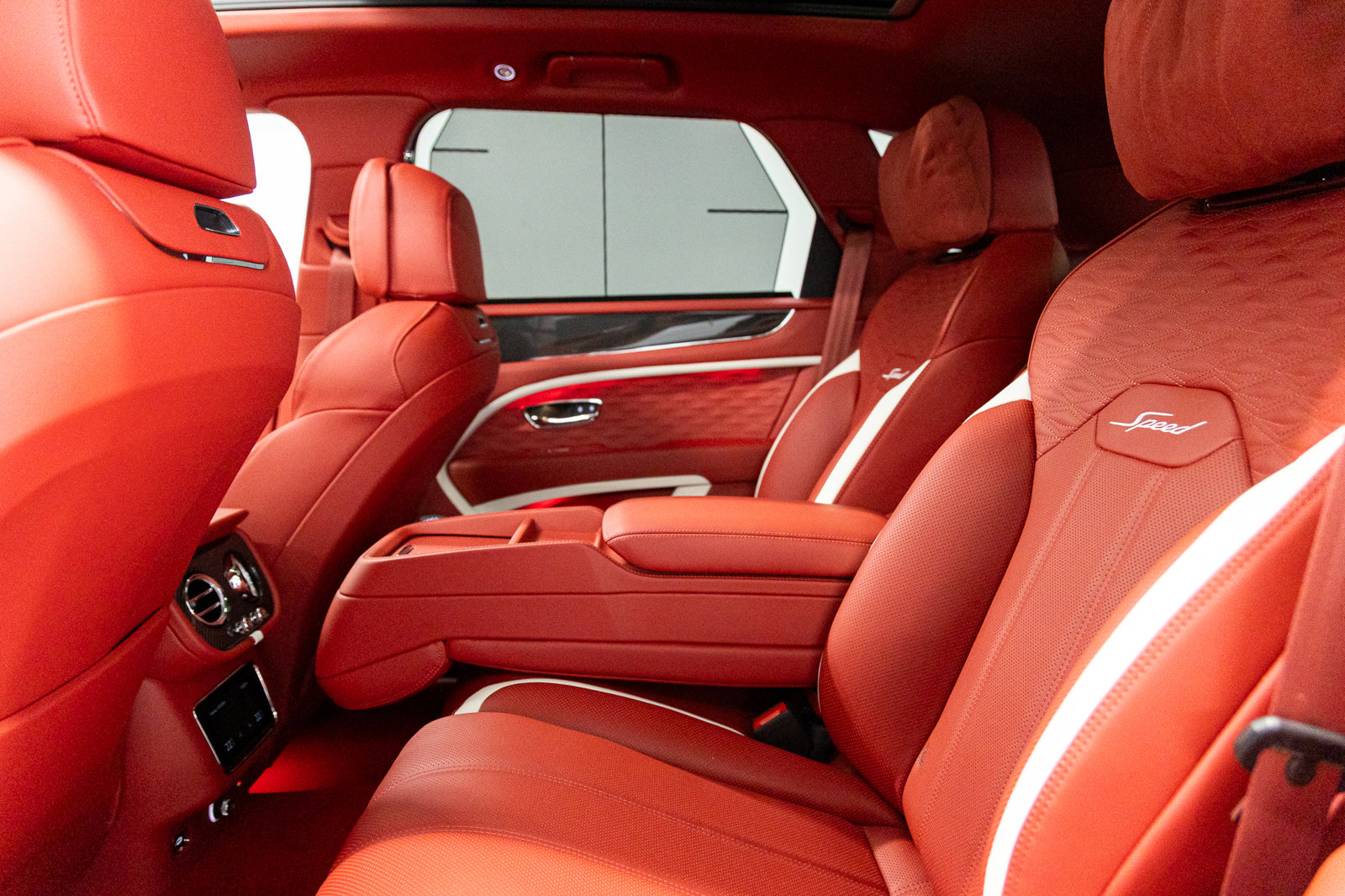 New 2026 Bentley Bentayga Speed AWD/4WD image 43