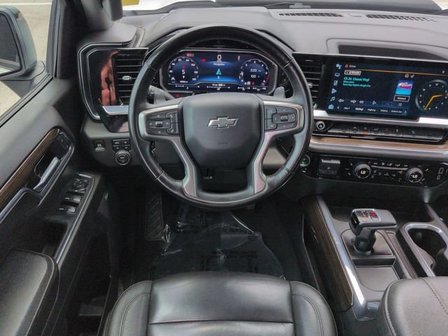 Used 2024 Chevrolet Silverado 1500 LT Trail Boss w/ Convenience Package II AWD/4WD image 16