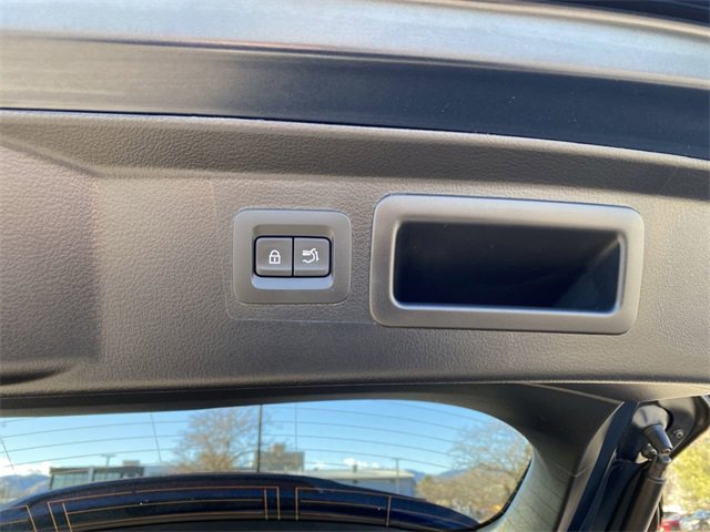 Certified 2025 MAZDA CX-50 AWD 2.5 S w/ Premium Package image 32