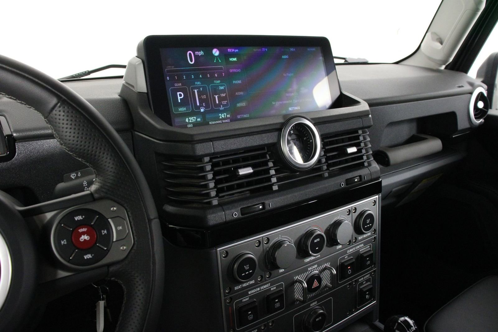 Used 2024 INEOS Grenadier Fieldmaster Edition image 8