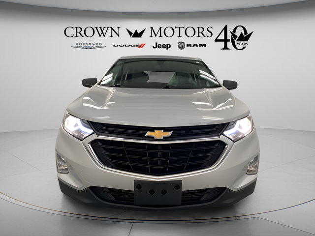Used 2018 Chevrolet Equinox LS AWD/4WD image 2