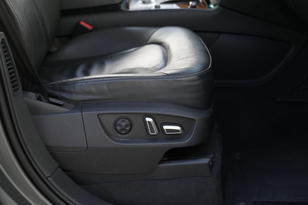 Used 2015 Audi Q7 3.0T Premium Plus w/ Premium Plus Package image 36