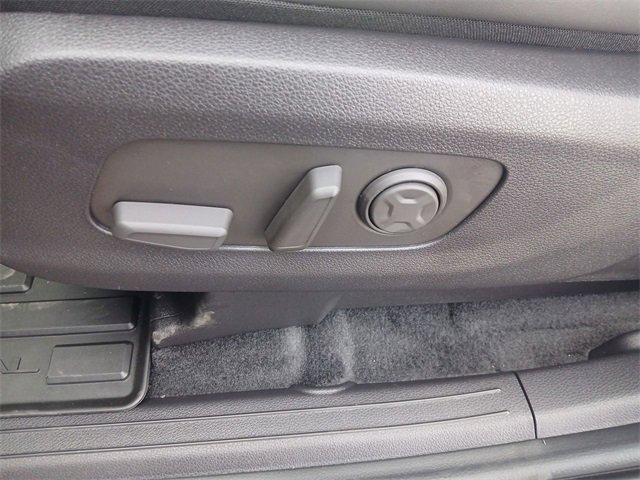 New 2026 Kia Carnival EX image 12