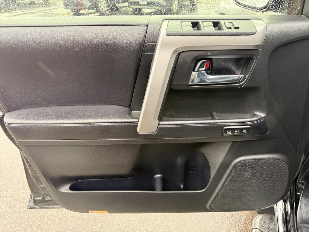 Certified 2017 Toyota 4Runner Limited AWD/4WD image 26