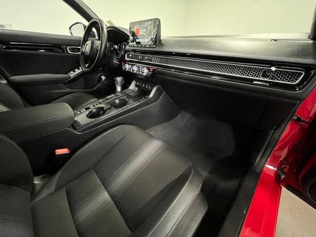 Used 2025 Honda Civic Sport image 10