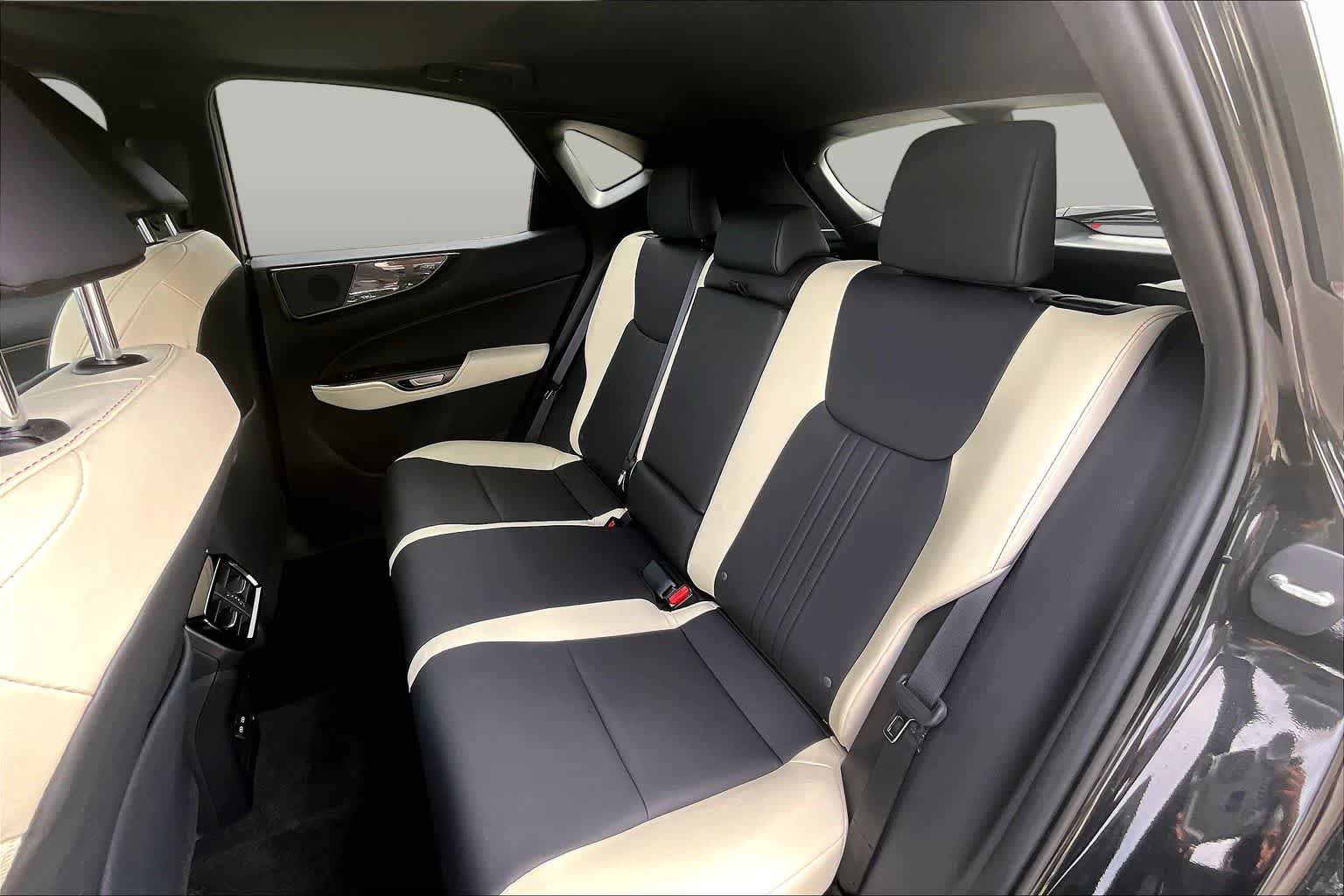 Used 2023 Lexus NX 350h AWD w/ Towing Package (2000 Lbs) image 21