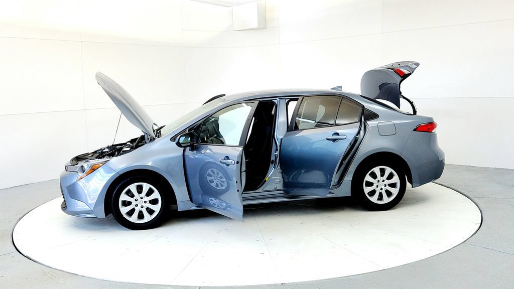 Certified 2023 Toyota Corolla LE FWD image 10