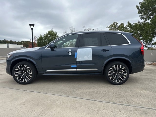 New 2026 Volvo XC90 B6 Plus w/ Protection Package Premier image 4