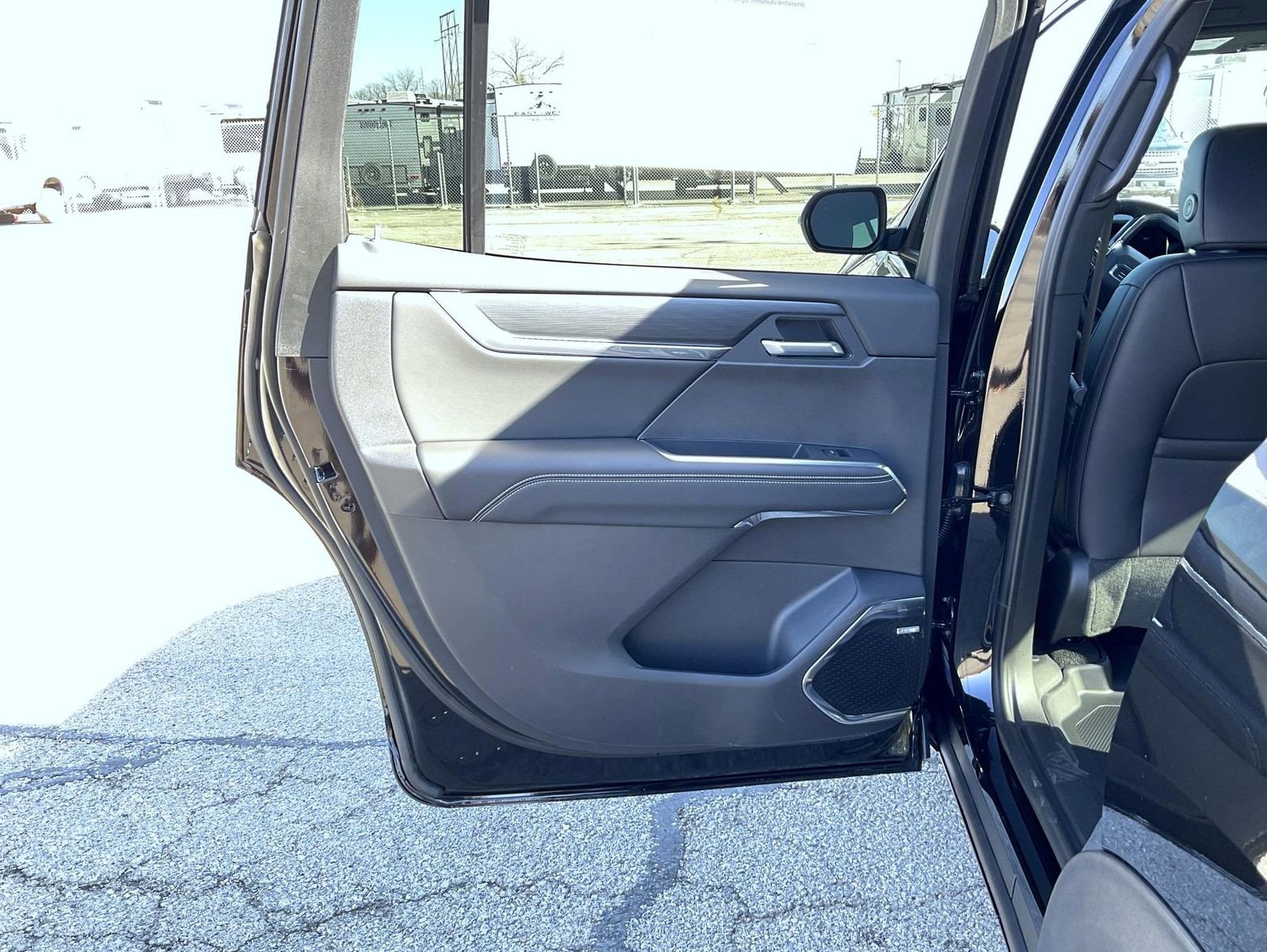 New 2026 GMC Acadia Elevation w/ Elevation Premium Package image 21