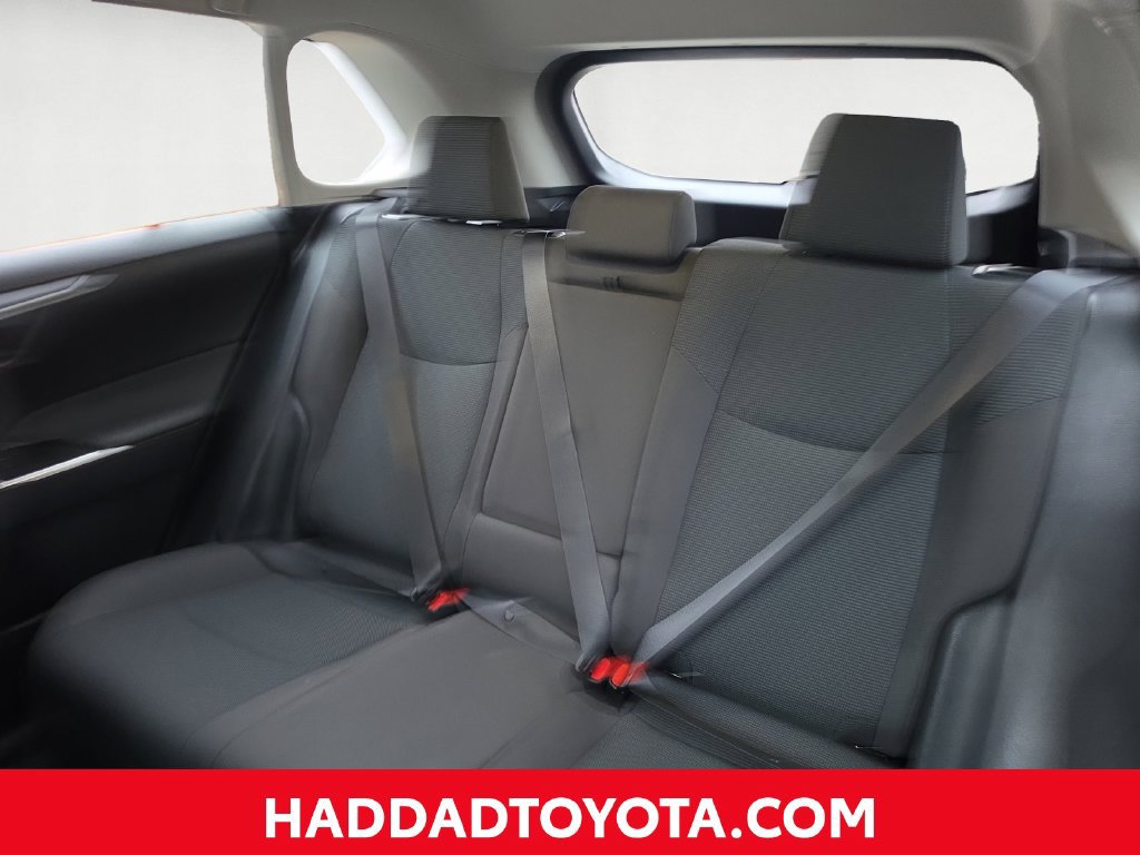 Certified 2025 Toyota RAV4 LE AWD/4WD image 15