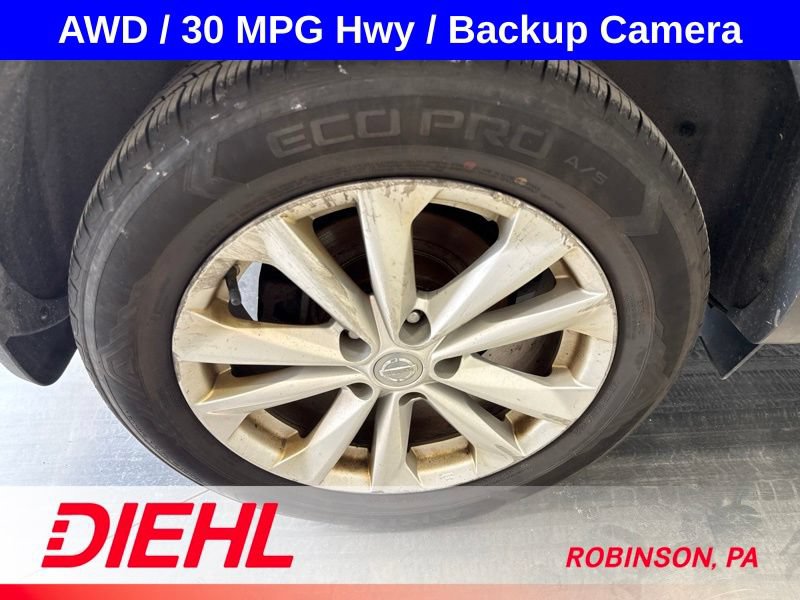 Used 2018 Nissan Rogue Sport S w/ S Appearance Package AWD/4WD image 8