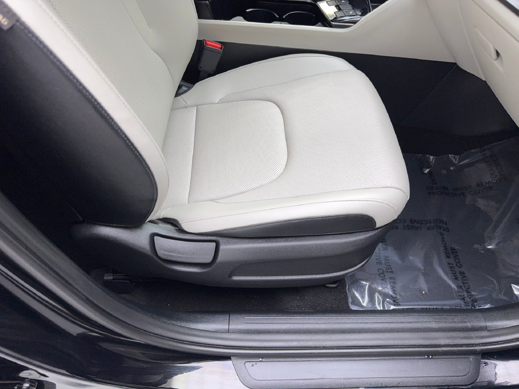 Used 2024 Kia Sportage EX FWD image 45