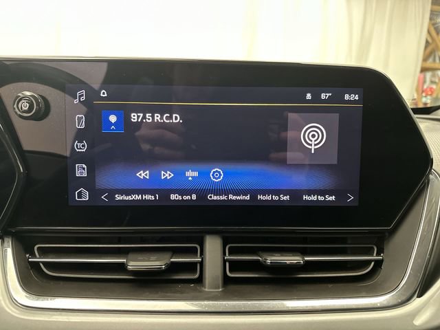 Used 2024 Chevrolet Trax LT FWD image 16