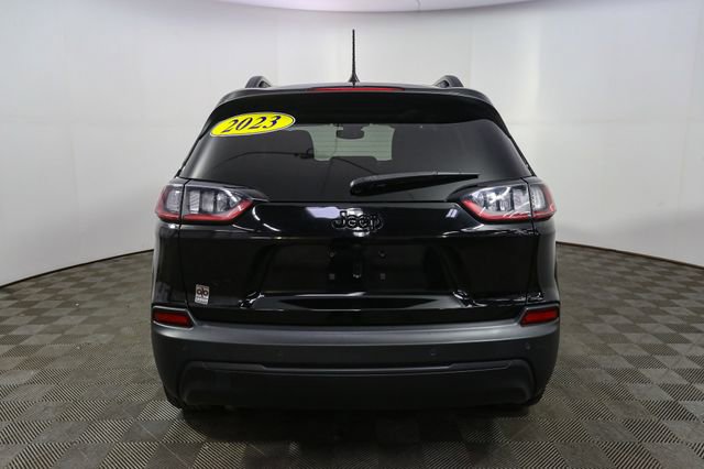 Used 2023 Jeep Cherokee Altitude Lux w/ Lux Elite Package AWD/4WD image 8