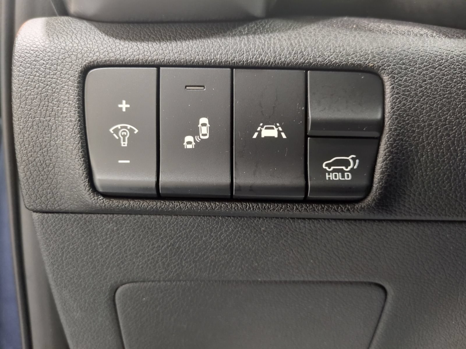 Used 2020 Kia Sportage EX w/ EX Technology Package AWD/4WD image 19