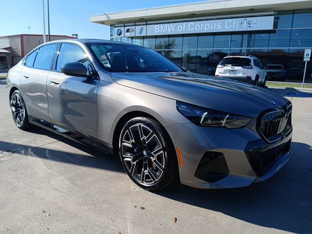 New 2026 BMW 530i