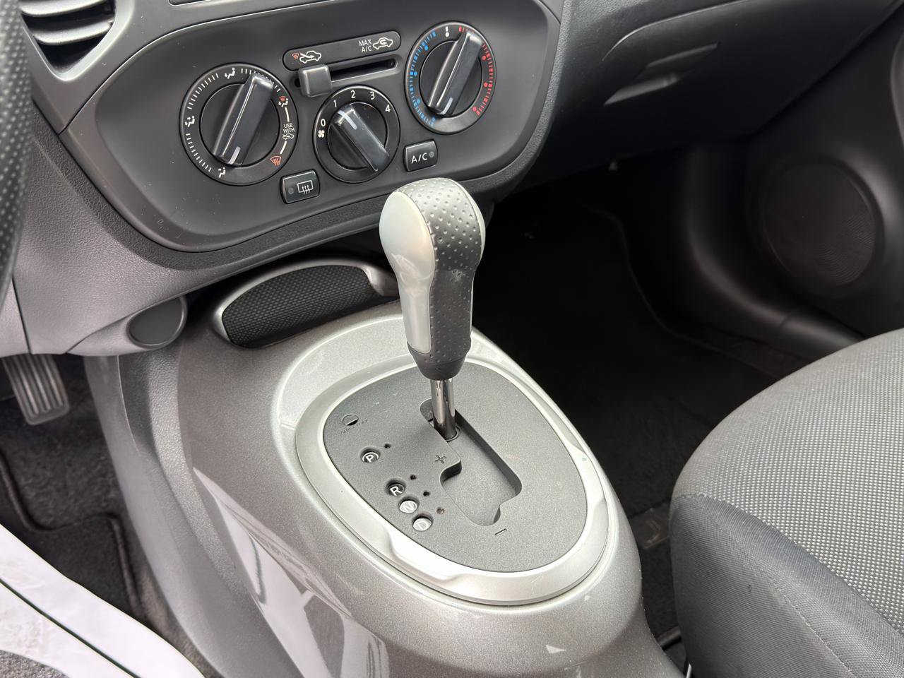 Used 2014 Nissan Juke S AWD/4WD image 13
