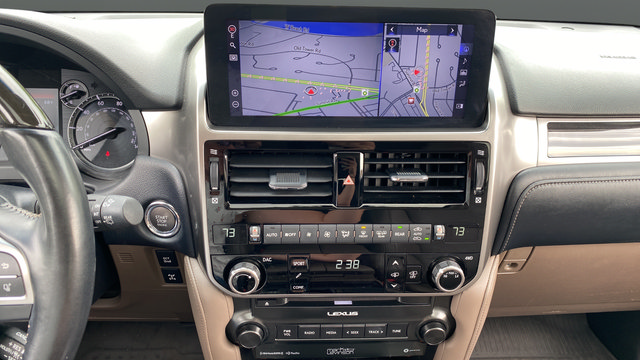 Used 2022 Lexus GX 460 Luxury w/ Accessory Package AWD/4WD image 13