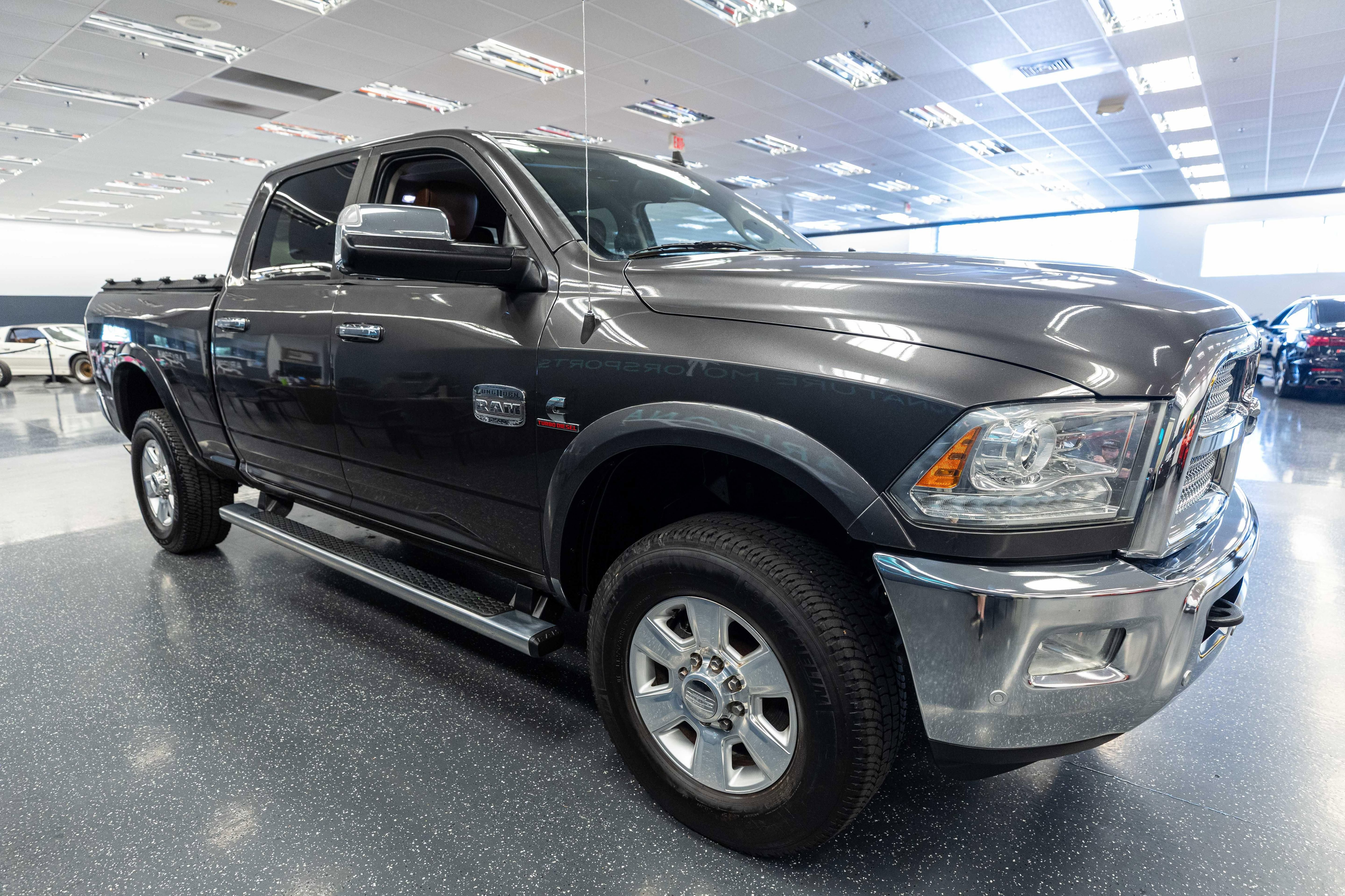 Used 2016 RAM 2500 Longhorn w/ Convenience Group AWD/4WD image 4