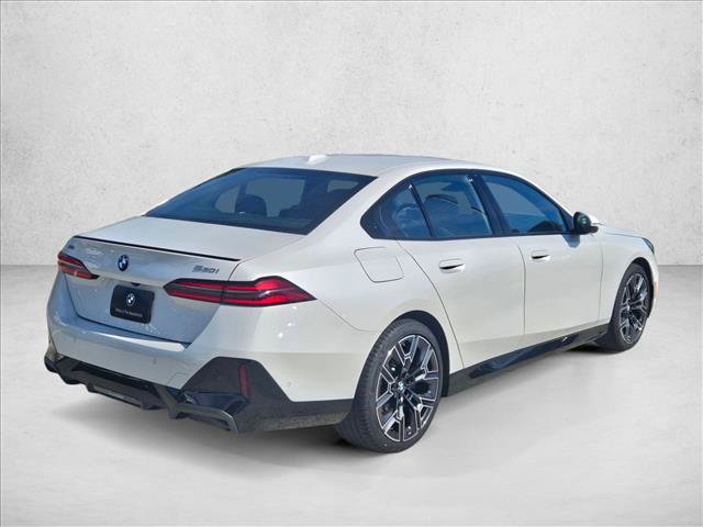 Used 2026 BMW 530i xDrive AWD/4WD image 4