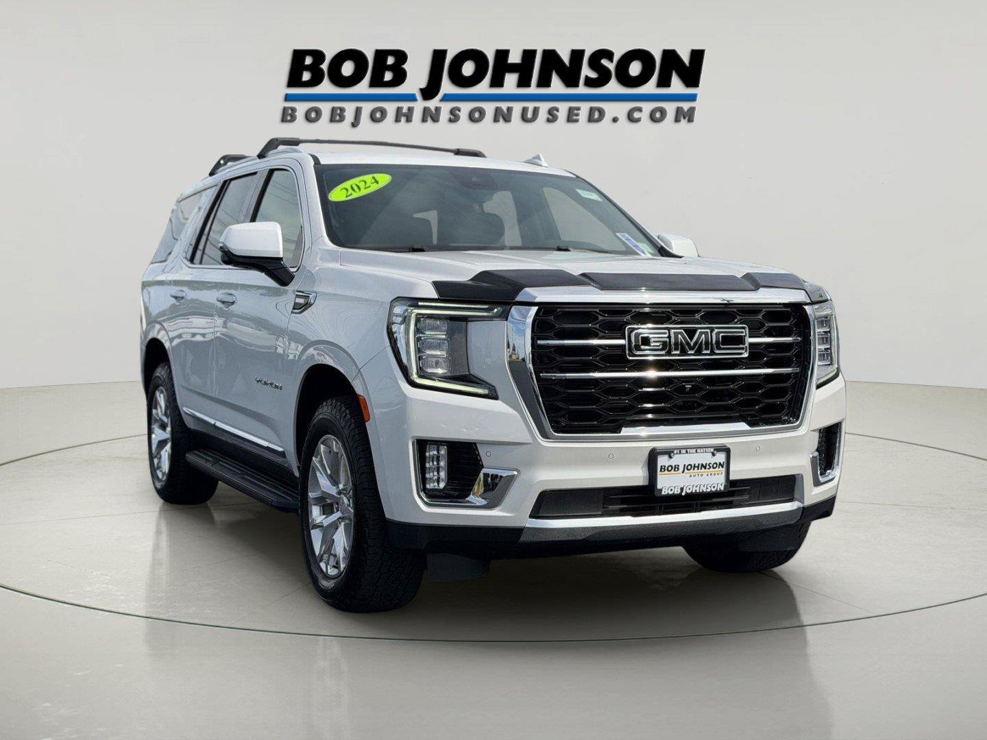 Used 2024 GMC Yukon SLT w/ SLT Luxury Package AWD/4WD image 2