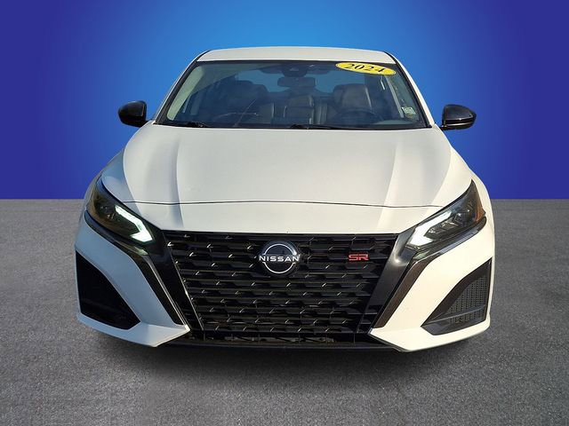 Used 2024 Nissan Altima 2.5 SR image 2
