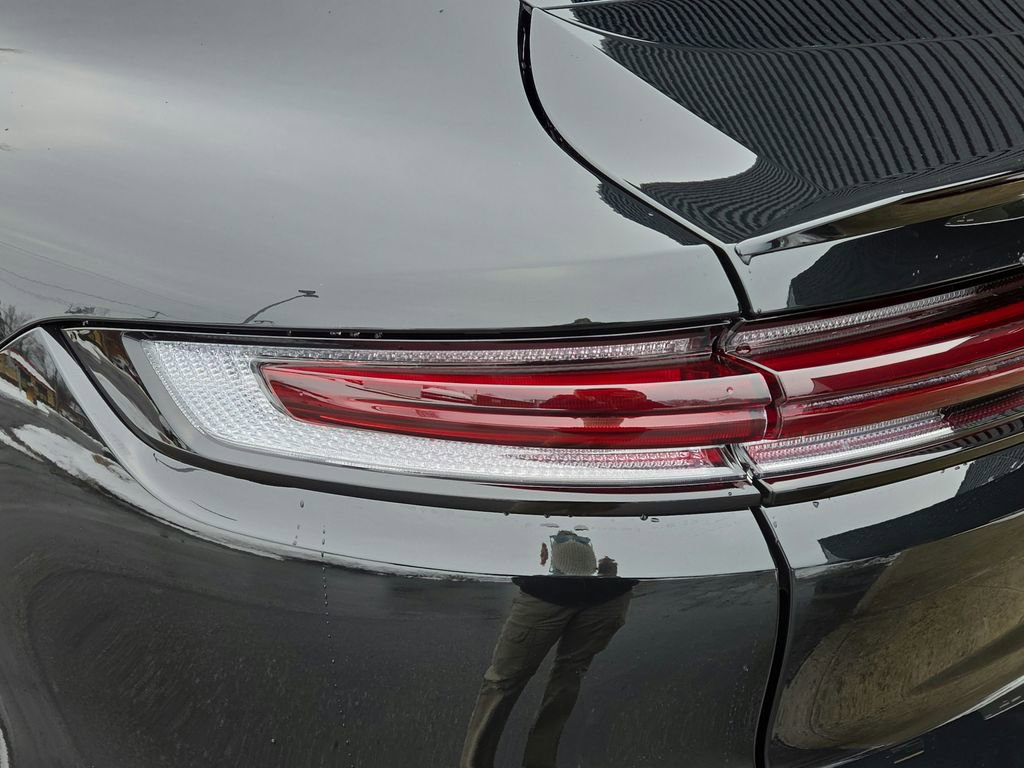 Certified 2026 Porsche Cayenne Coupe image 26