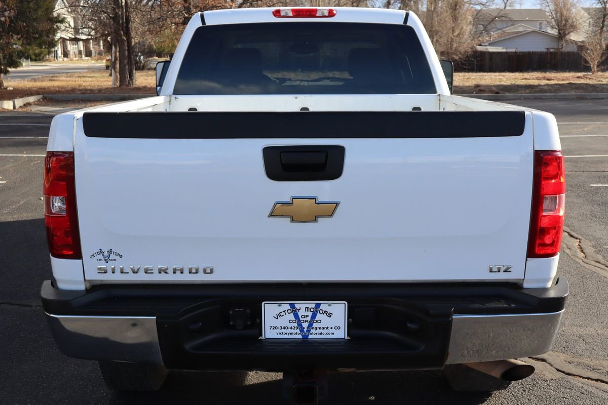 Used 2010 Chevrolet Silverado 2500 LTZ w/ Suspension Package, Off-Road image 6