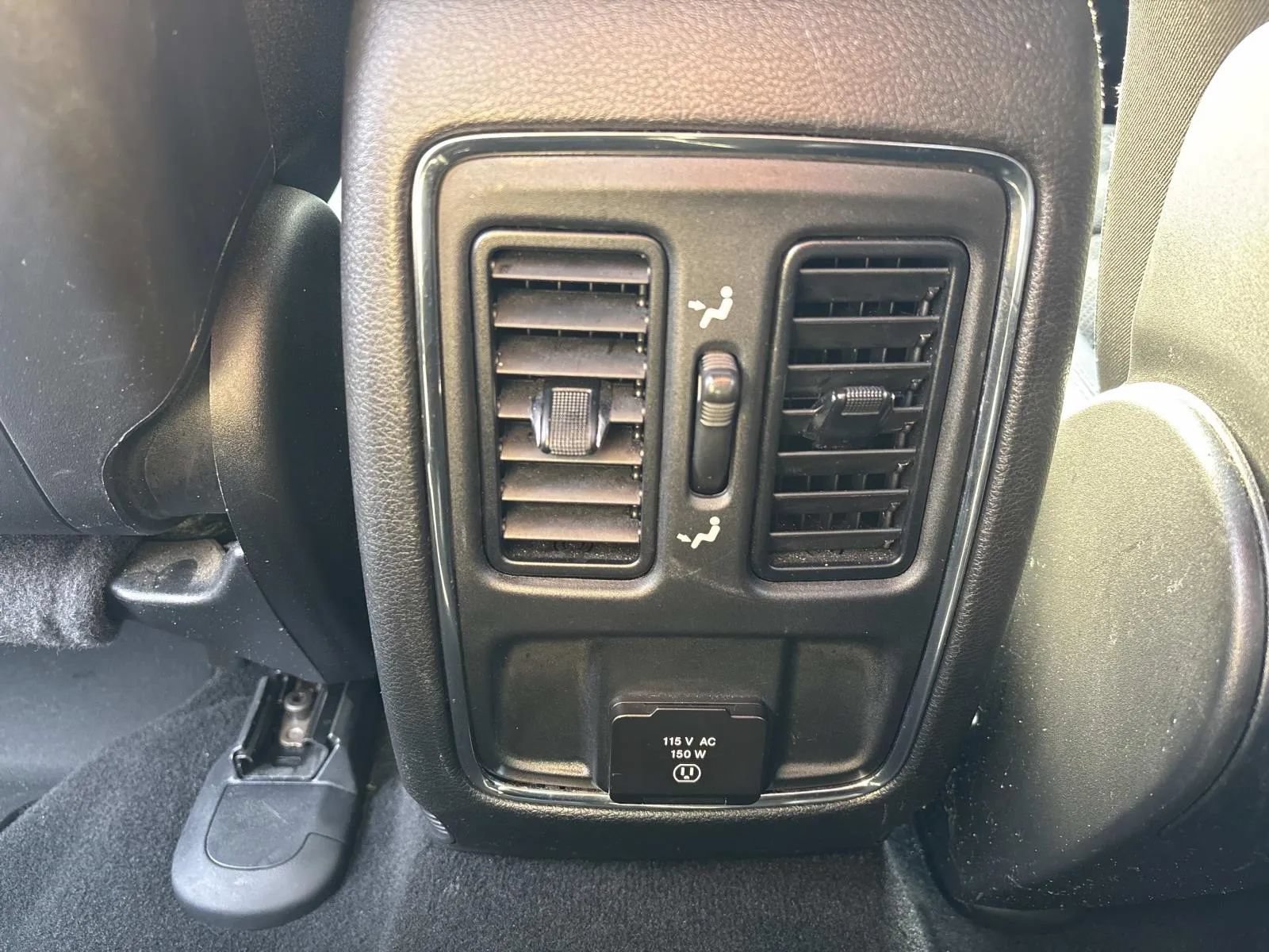 Used 2021 Jeep Grand Cherokee Laredo X AWD/4WD image 18