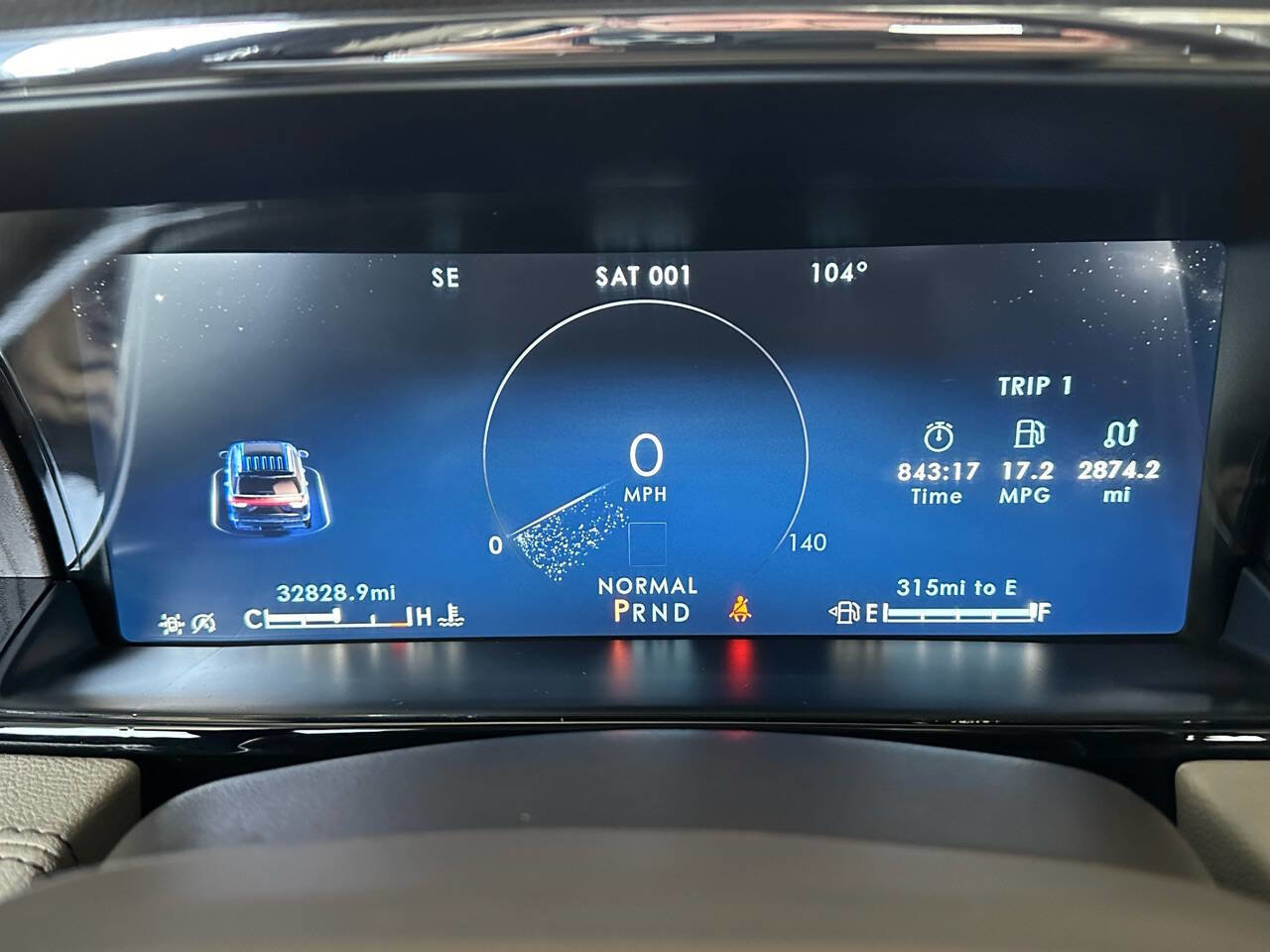 Used 2022 Lincoln Navigator 2WD image 33