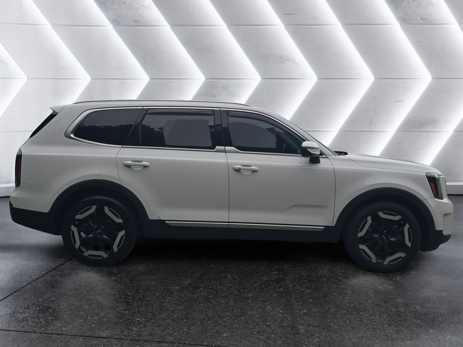 Used 2023 Kia Telluride EX FWD image 6