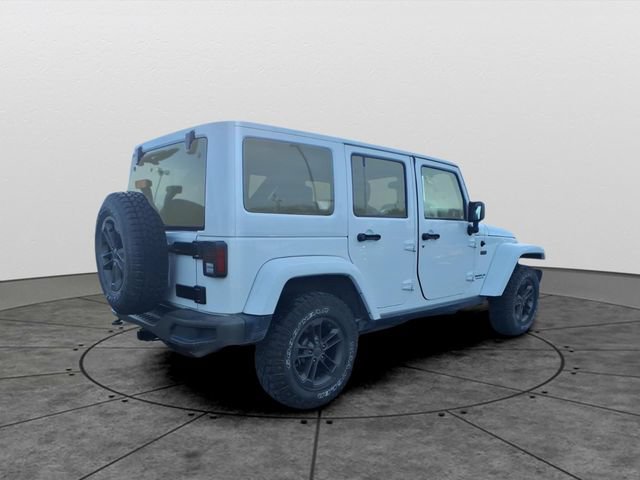 Used 2016 Jeep Wrangler Unlimited Sahara AWD/4WD image 4