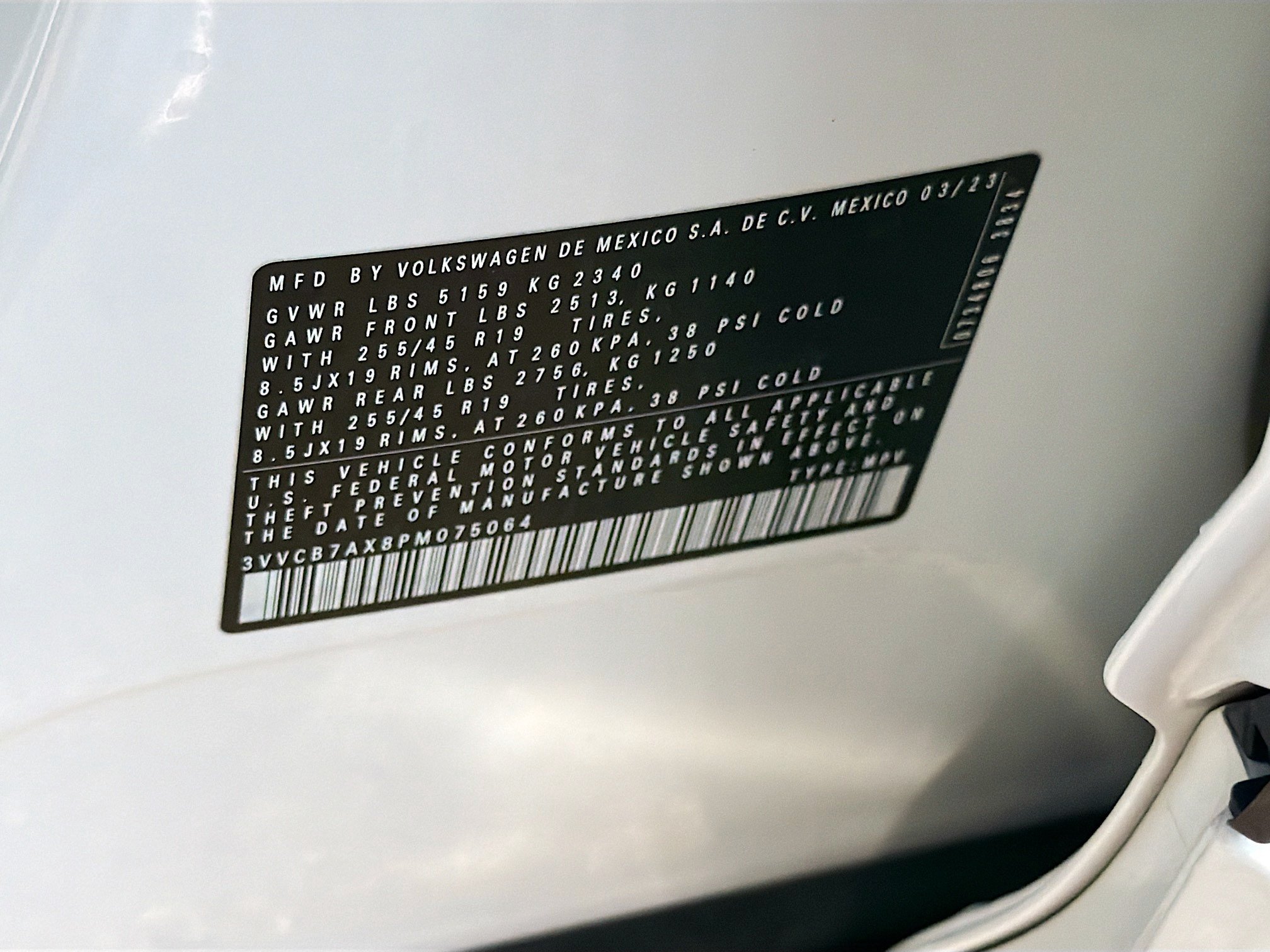 Used 2023 Volkswagen Tiguan SE R-Line FWD image 45