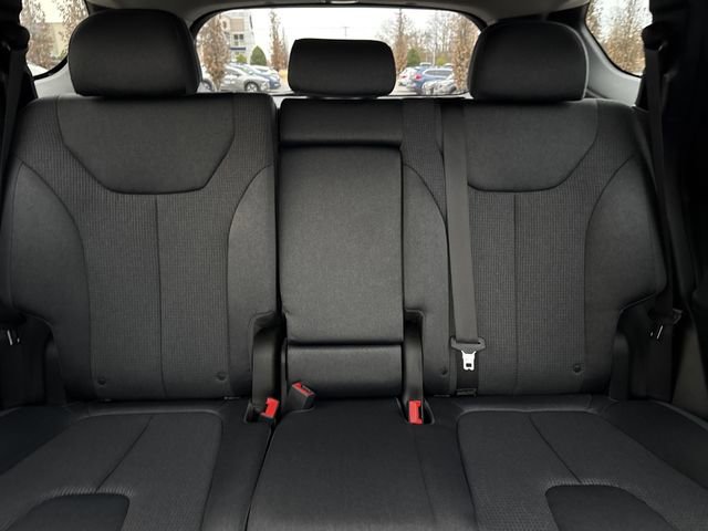 Used 2023 Hyundai Santa Fe SEL image 32