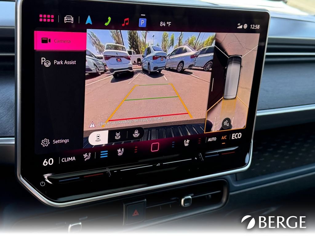 Used 2025 Volkswagen ID. Buzz Pro S Plus RWD image 28