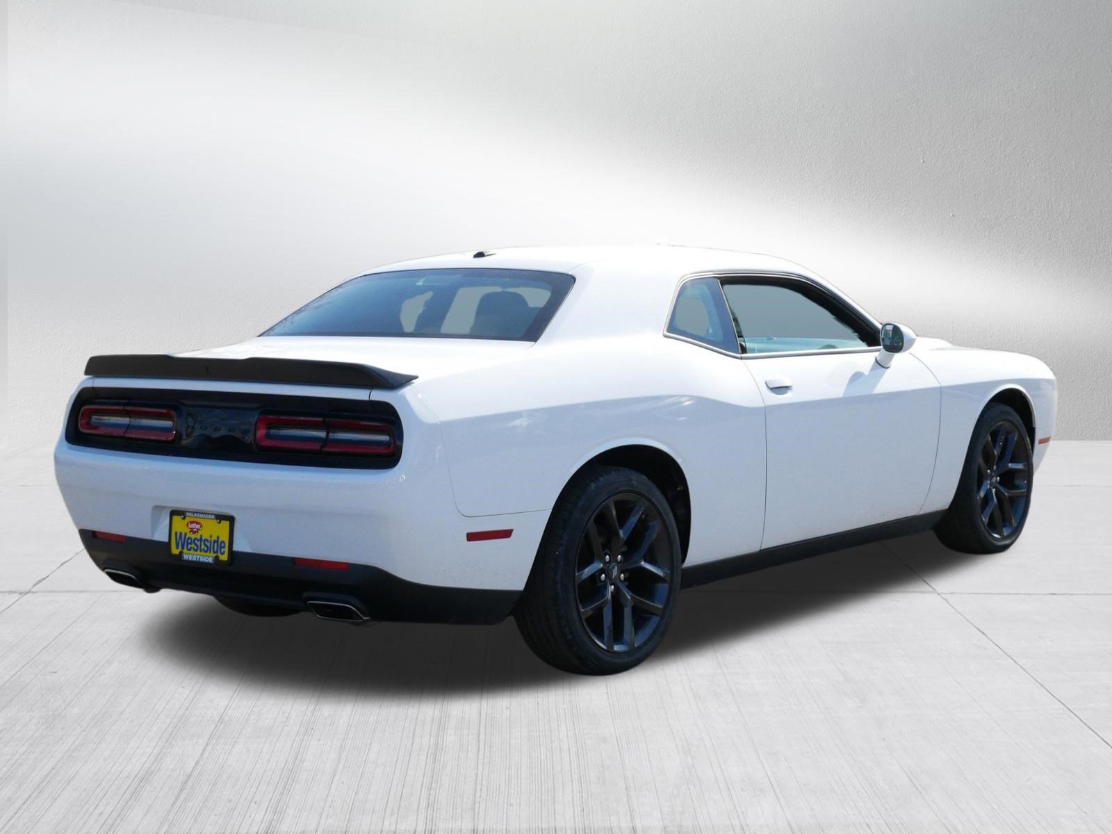 Used 2022 Dodge Challenger SXT w/ Blacktop Package image 7