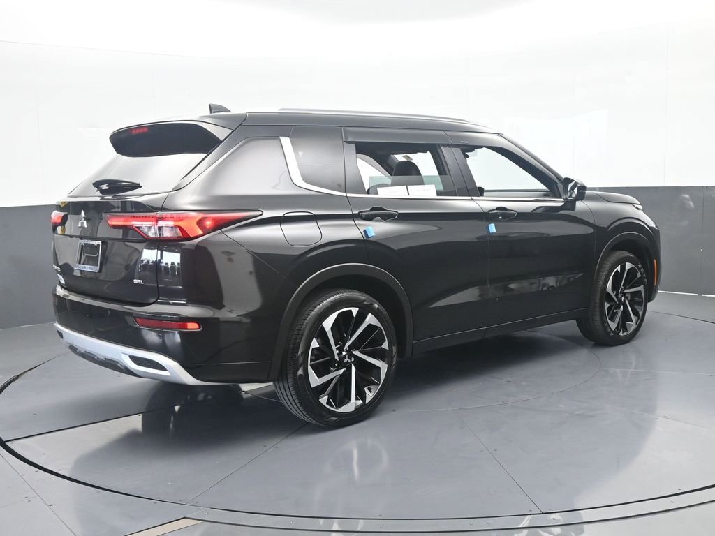 Used 2022 Mitsubishi Outlander SEL FWD image 6