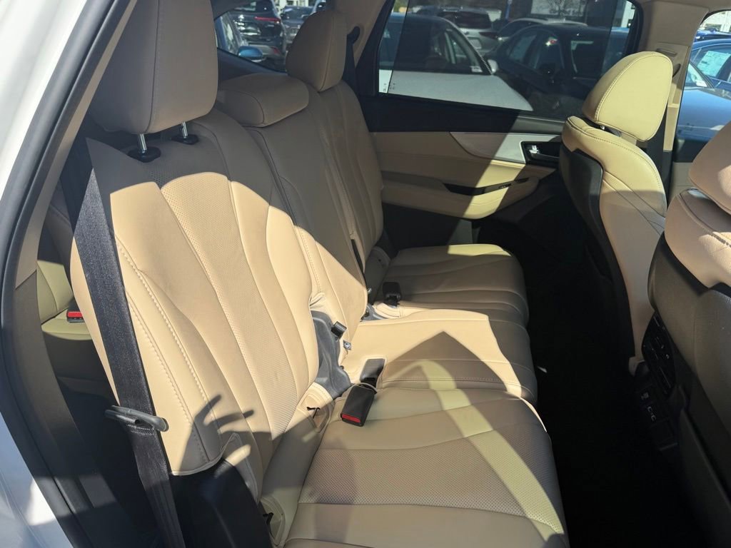 Used 2023 Acura MDX SH-AWD w/ Technology Package image 15