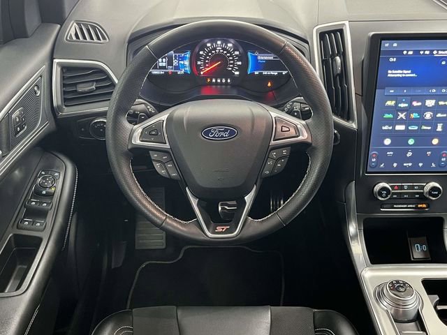 Used 2023 Ford Edge ST AWD/4WD image 21