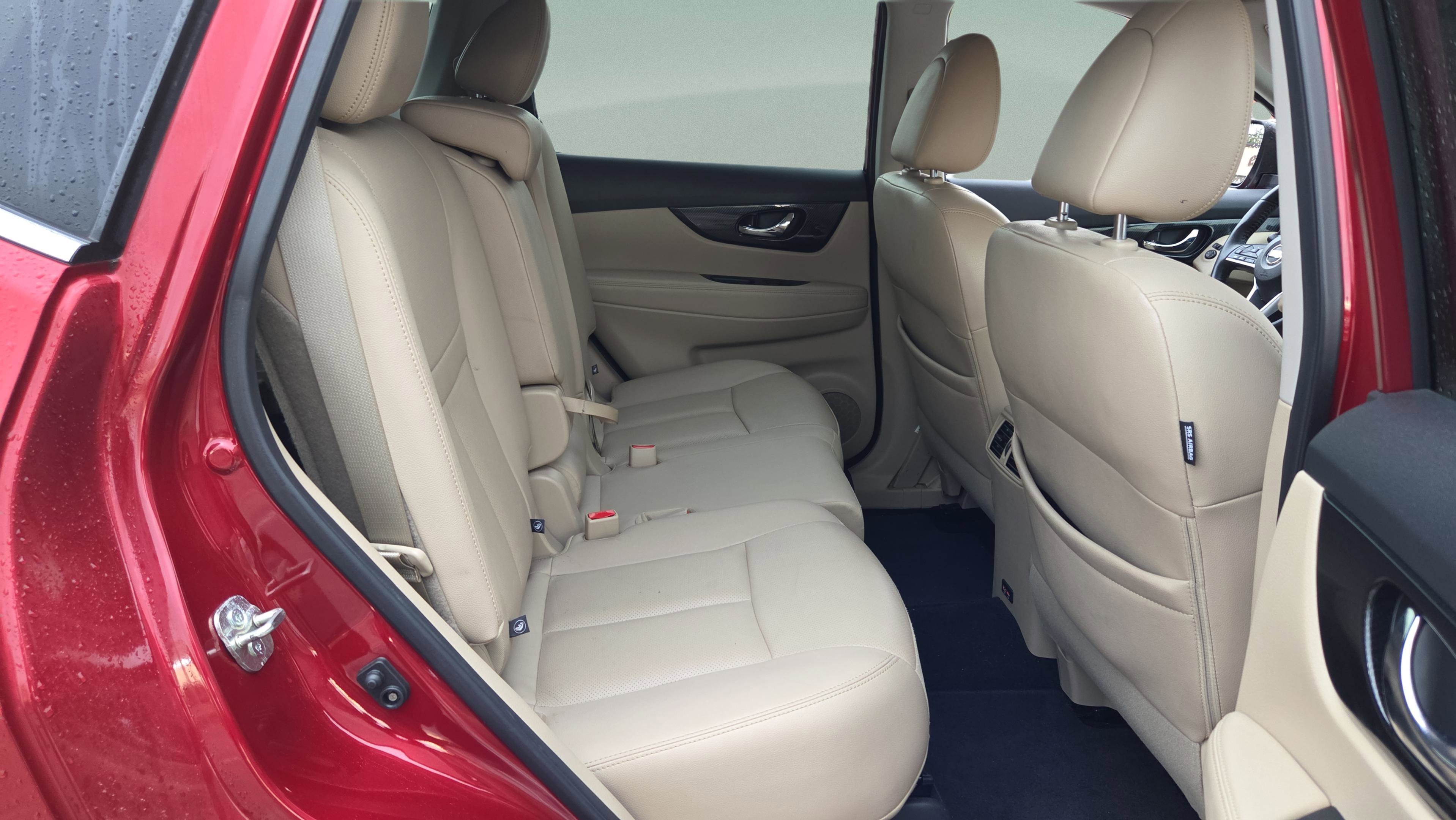 Used 2019 Nissan Rogue SL image 18