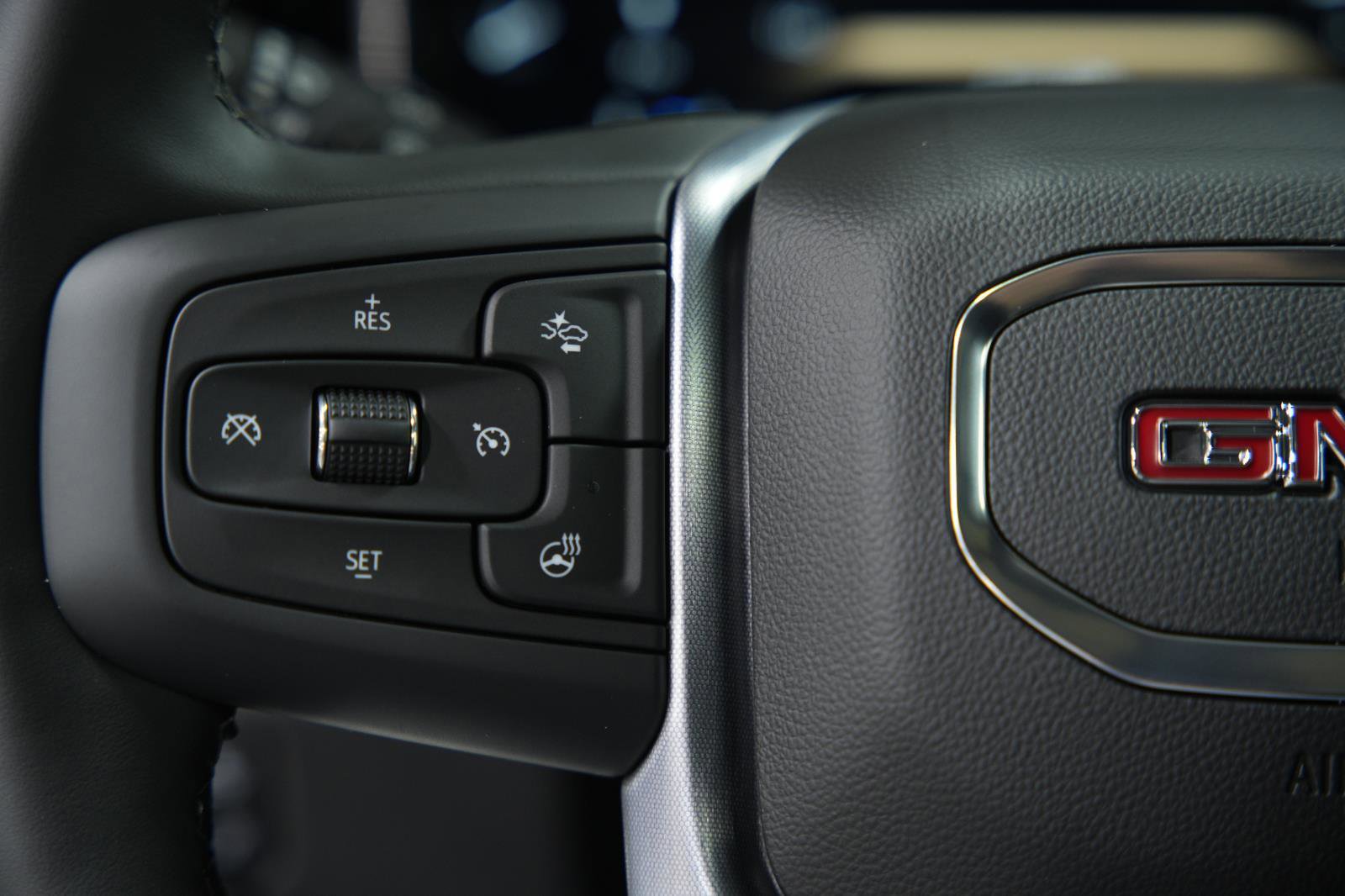 New 2026 GMC Sierra 2500 SLT w/ SLT Convenience Package image 32