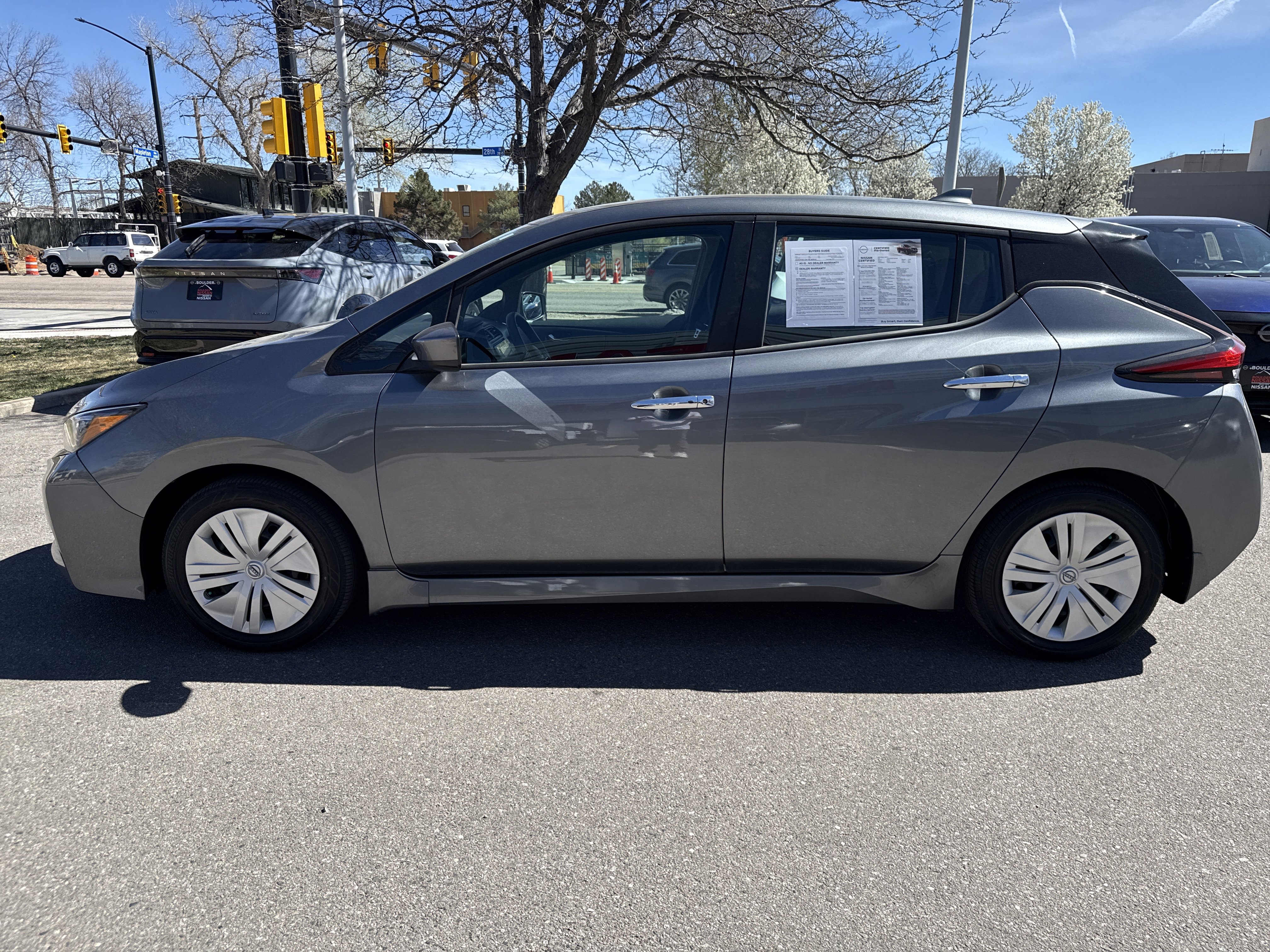 Certified 2023 Nissan Leaf S image 6