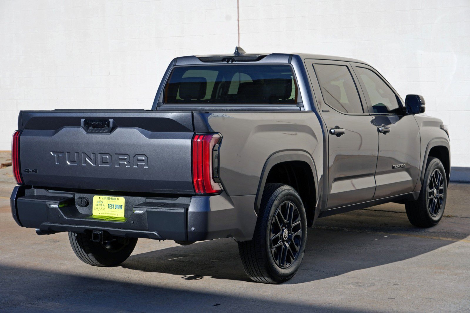 Used 2024 Toyota Tundra Limited AWD/4WD image 52