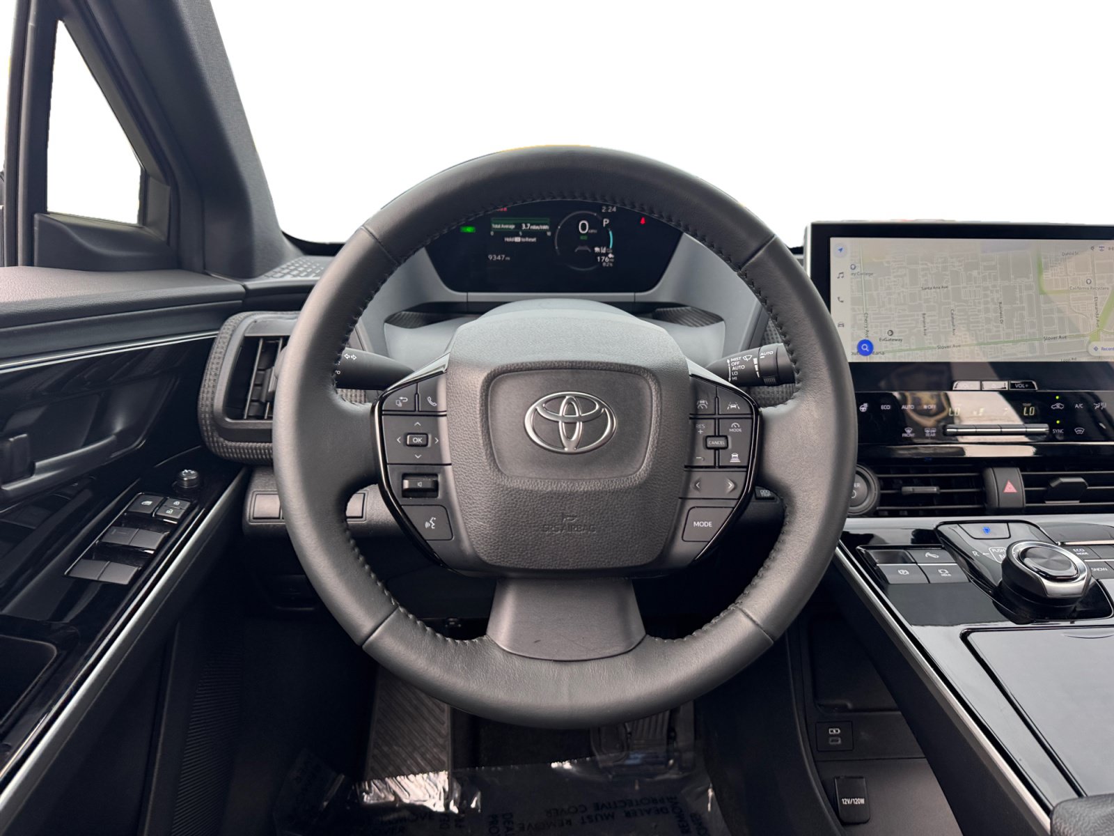 Used 2025 Toyota bZ4X FWD w/ Weather Package image 12