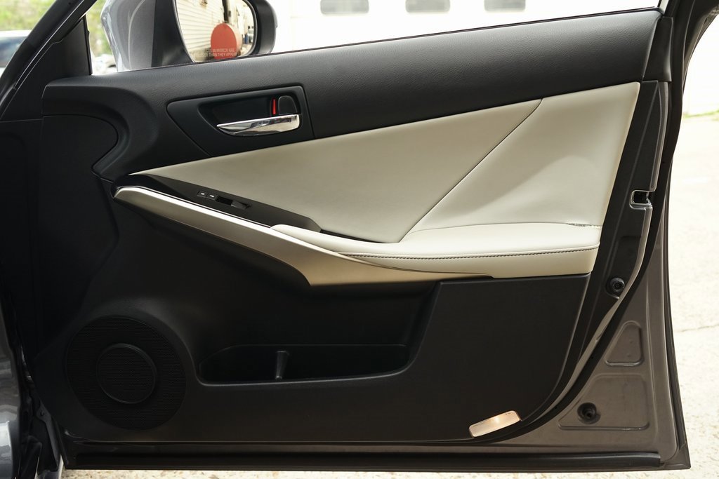 Used 2014 Lexus IS 350 image 23